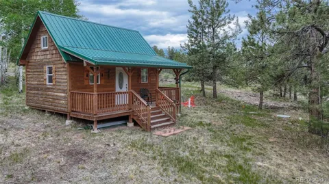 330 Arrowhead Drive