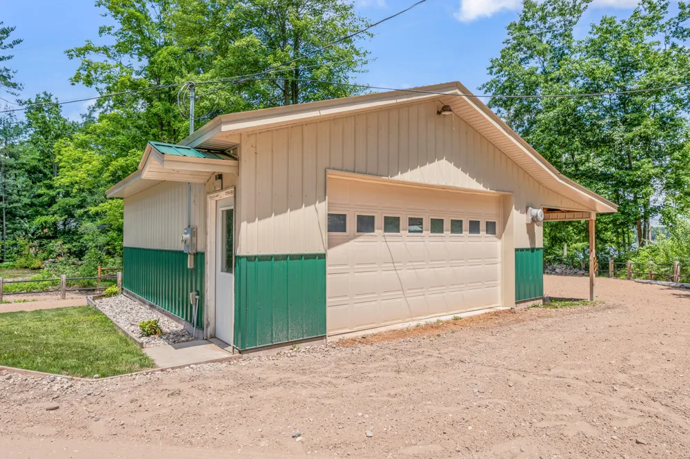 14948 17 Mile Road Leroy, MI 49655