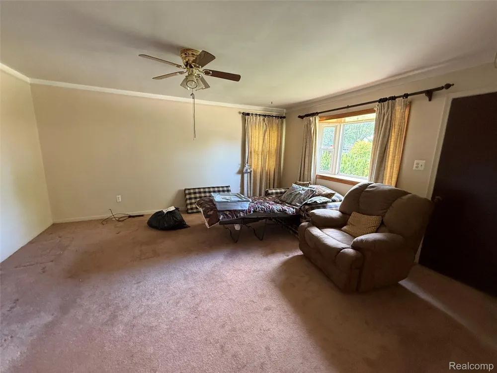 1765 Dulong Avenue Madison Heights City, MI 48071