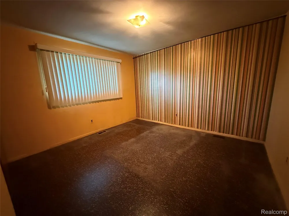 1765 Dulong Avenue Madison Heights City, MI 48071