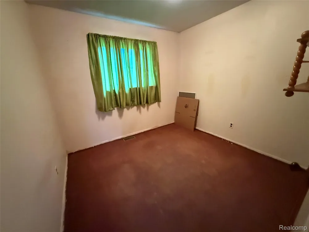 1765 Dulong Avenue Madison Heights City, MI 48071