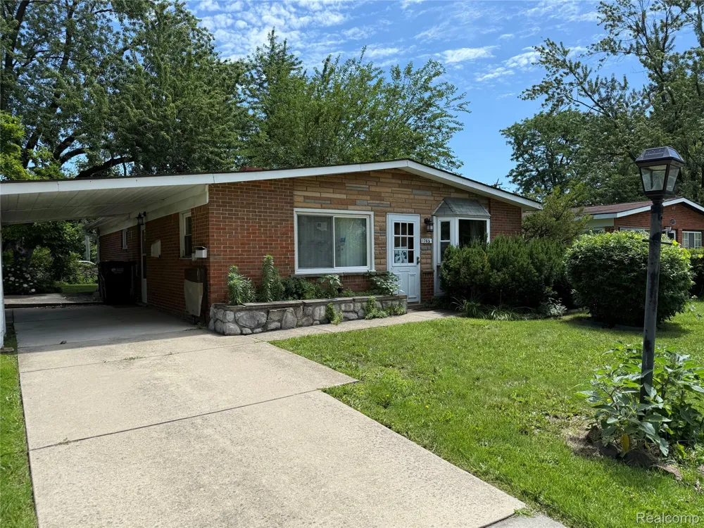 1765 Dulong Avenue Madison Heights City, MI 48071
