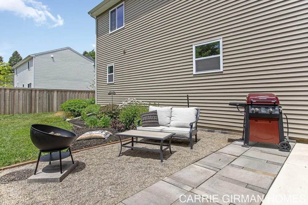 13772 Deer Creek Drive South Haven Charter Township, MI 49090