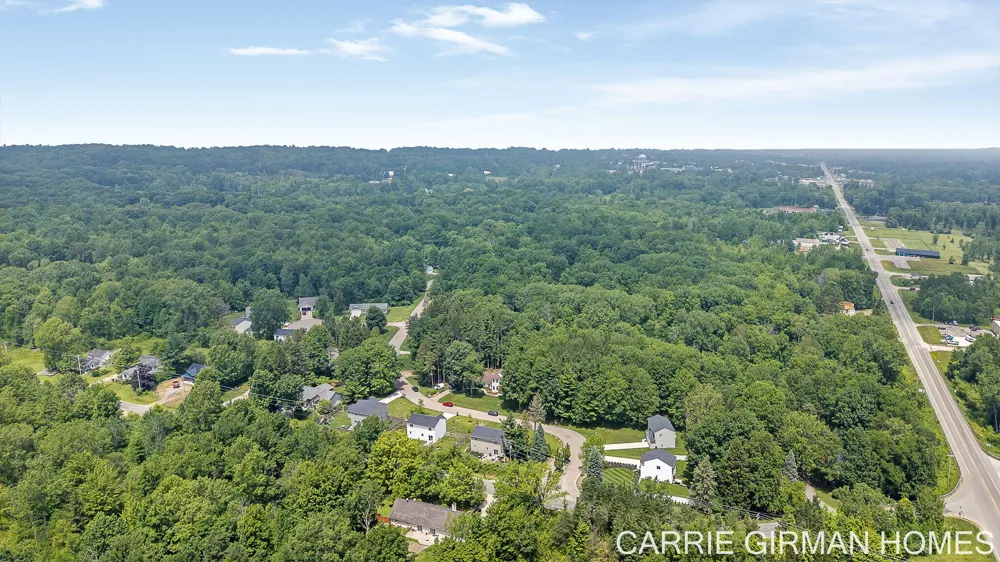13772 Deer Creek Drive South Haven Charter Township, MI 49090