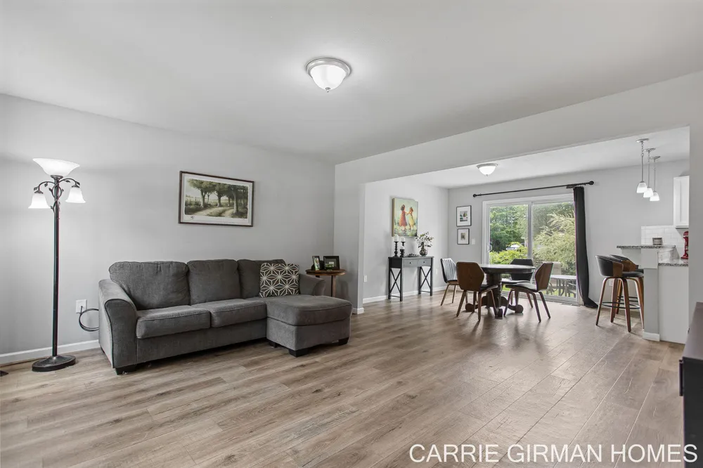 13772 Deer Creek Drive South Haven Charter Township, MI 49090