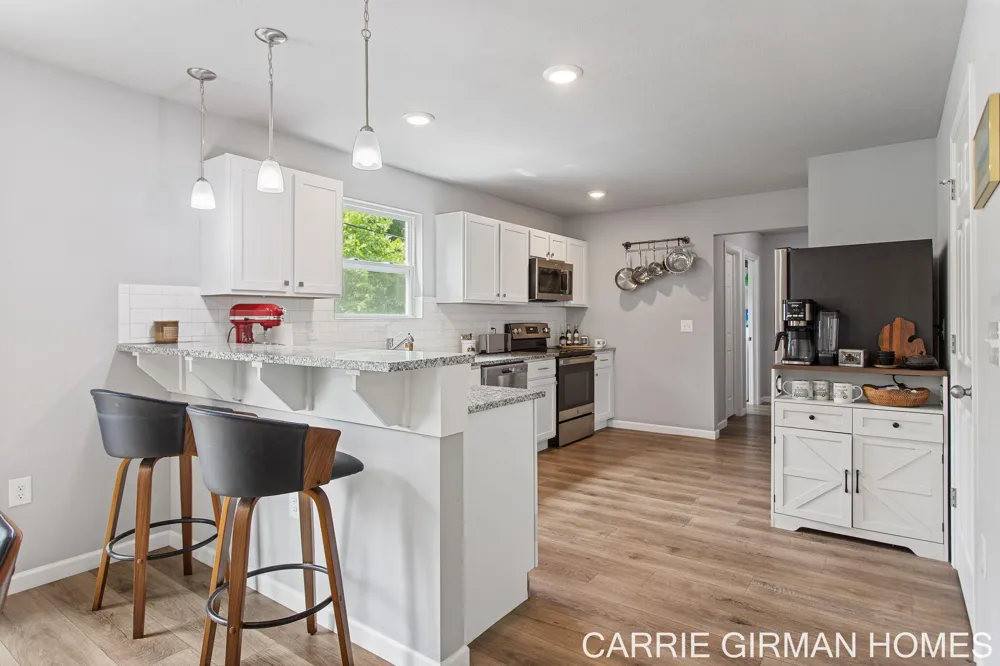 13772 Deer Creek Drive South Haven Charter Township, MI 49090