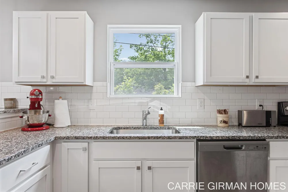 13772 Deer Creek Drive South Haven Charter Township, MI 49090