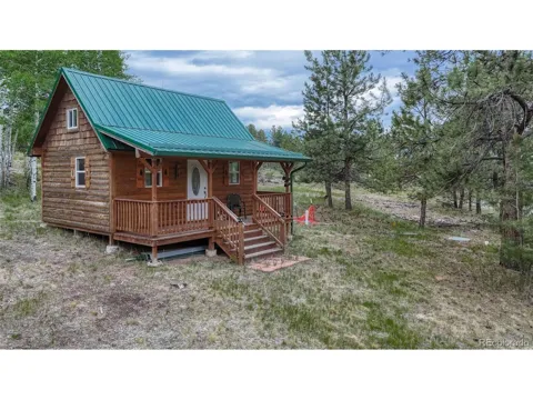 330 Arrowhead Drive
