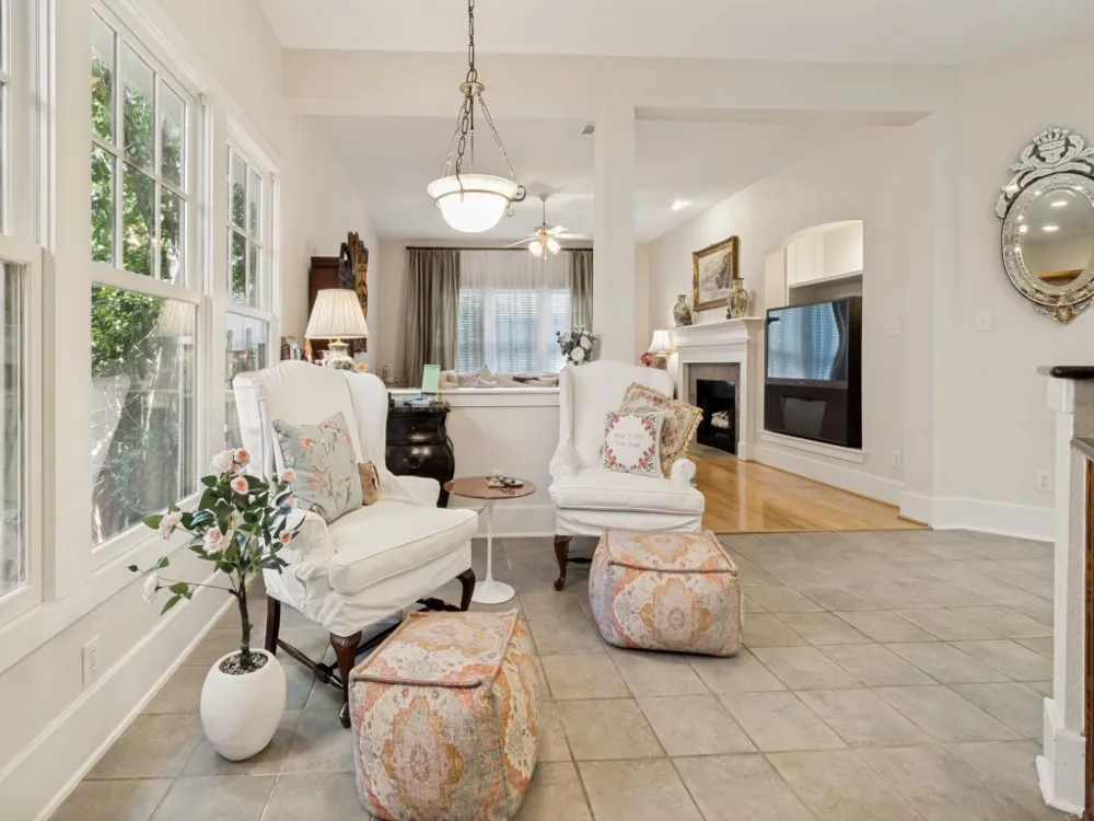 4947 Reiger Avenue Dallas, TX 75214