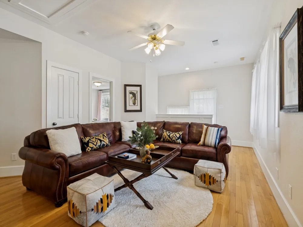4947 Reiger Avenue Dallas, TX 75214