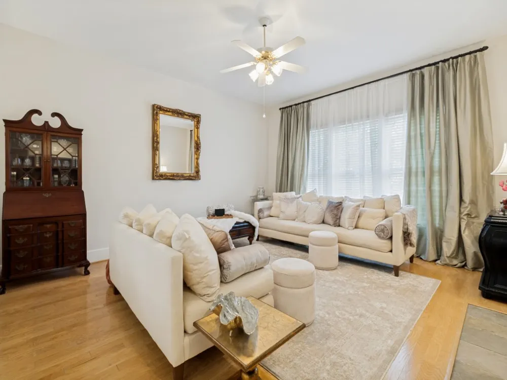 4947 Reiger Avenue Dallas, TX 75214
