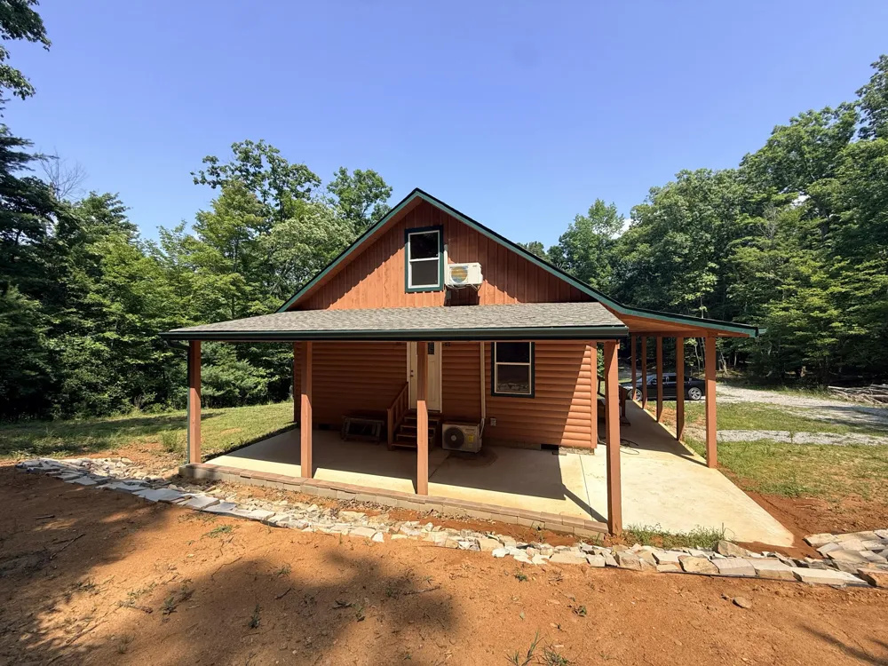 345 Magnolia Drive Spring City, TN 37381