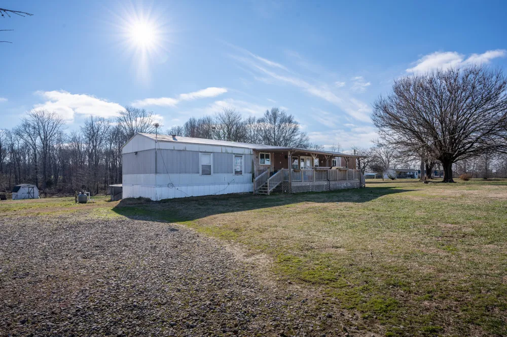 5352 County Rd 159 Ider, AL 35981