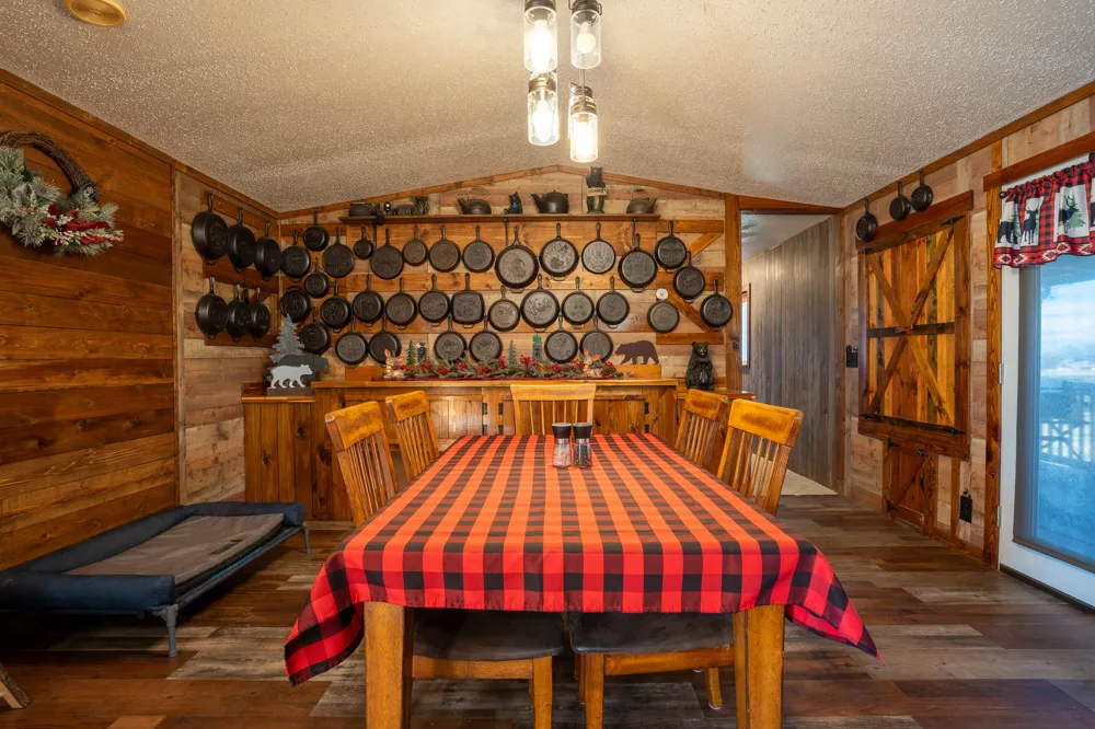 5352 County Rd 159 Ider, AL 35981