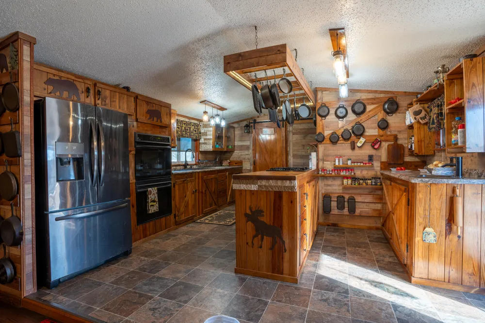 5352 County Rd 159 Ider, AL 35981