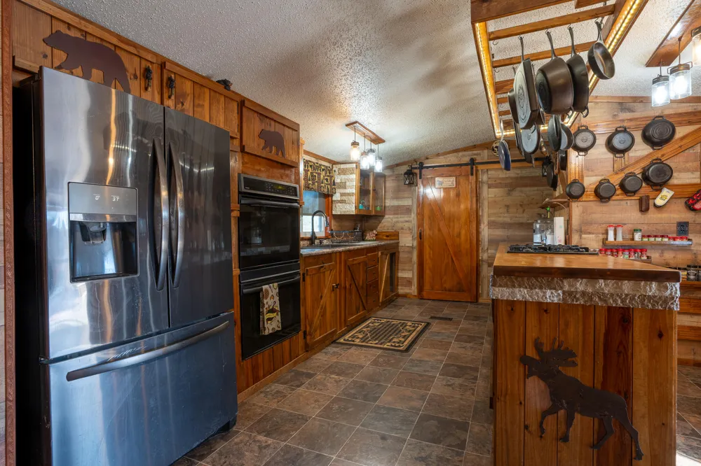 5352 County Rd 159 Ider, AL 35981