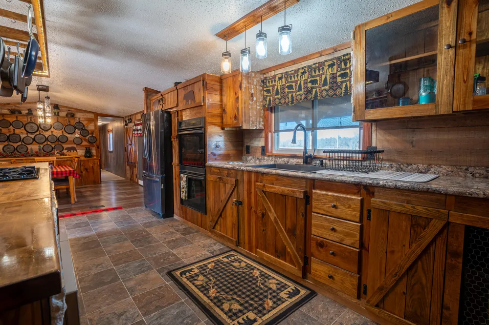 5352 County Rd 159 Ider, AL 35981
