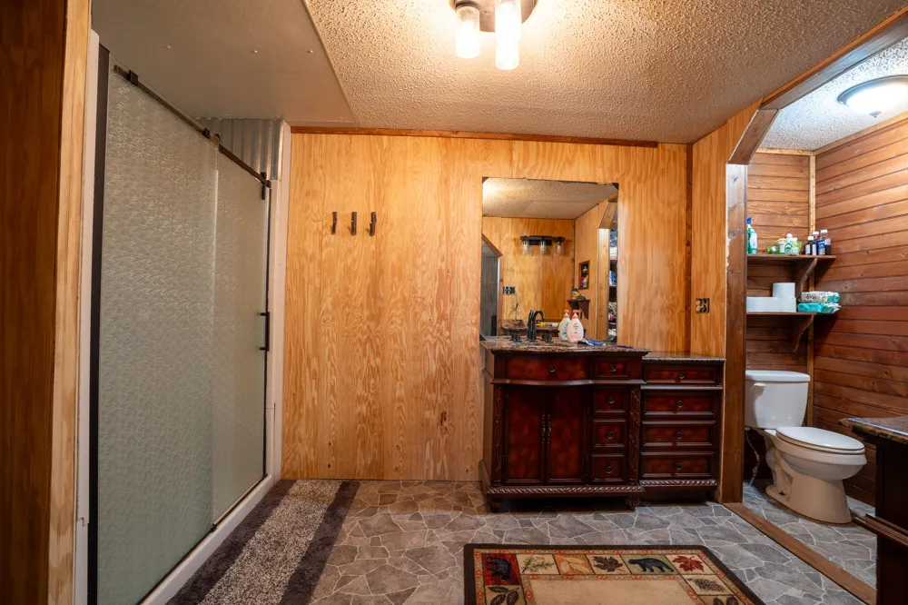 5352 County Rd 159 Ider, AL 35981