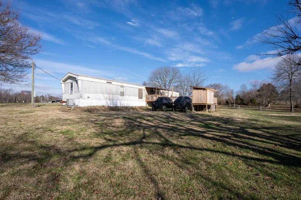 5352 County Rd 159 Ider, AL 35981