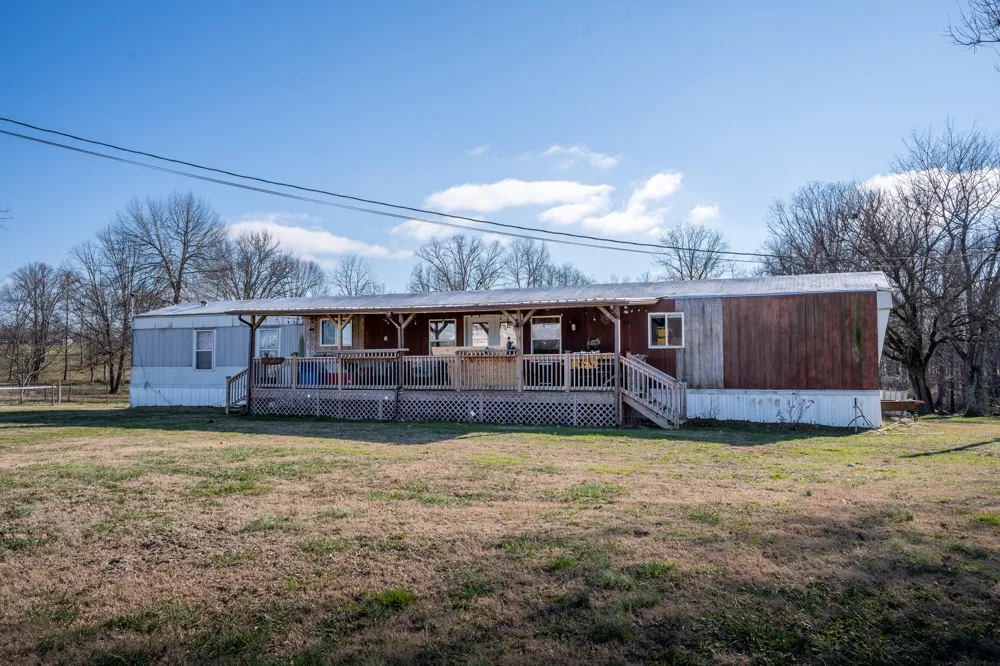5352 County Rd 159 Ider, AL 35981