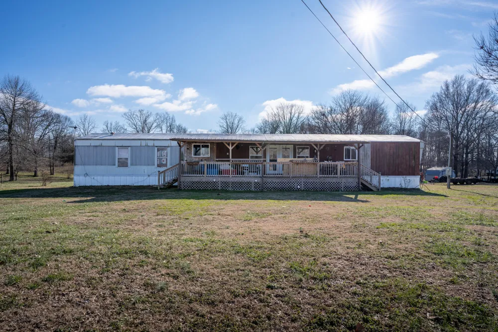 5352 County Rd 159 Ider, AL 35981