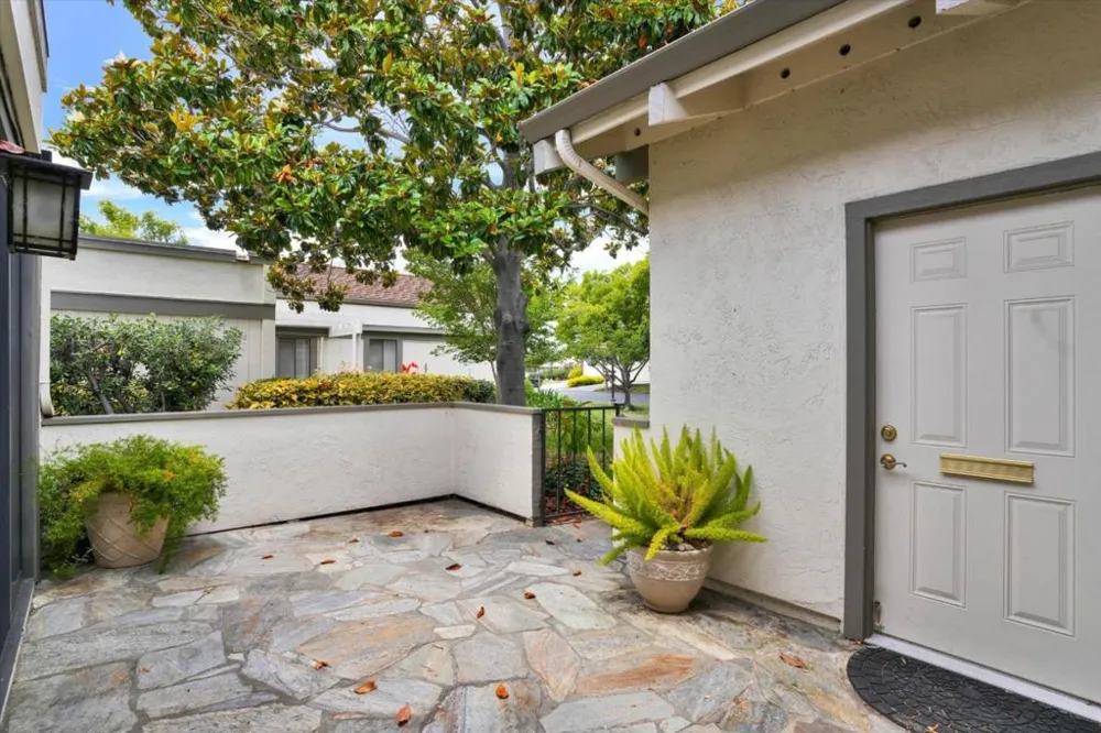 6298 Blauer Lane San Jose, CA 95135