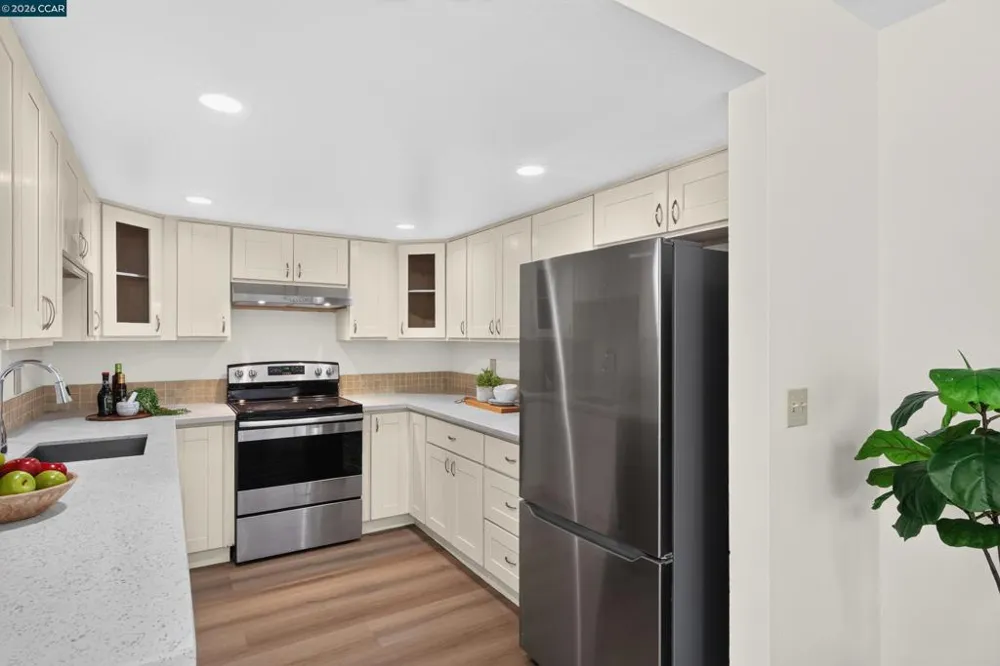 1707 Dalessi Dr Pinole, CA 94564