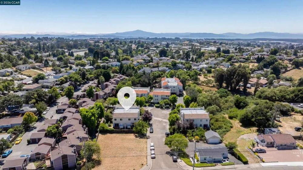 1707 Dalessi Dr Pinole, CA 94564