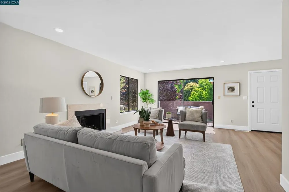 1707 Dalessi Dr Pinole, CA 94564