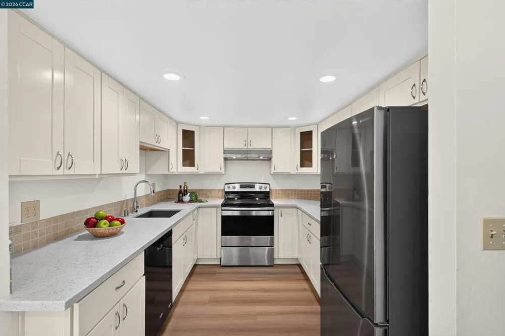 1707 Dalessi Dr Pinole, CA 94564