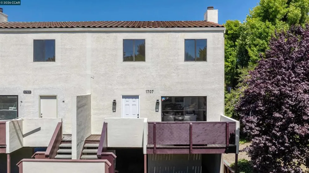 1707 Dalessi Dr Pinole, CA 94564