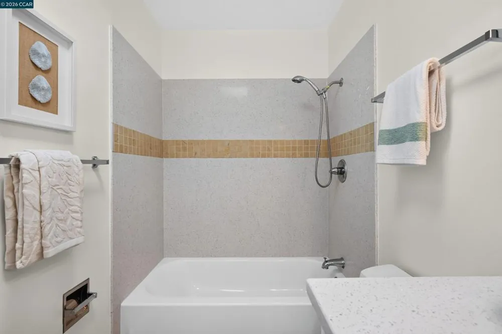 1707 Dalessi Dr Pinole, CA 94564