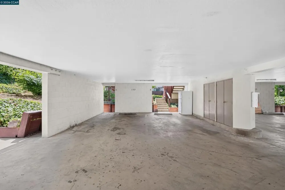 1707 Dalessi Dr Pinole, CA 94564