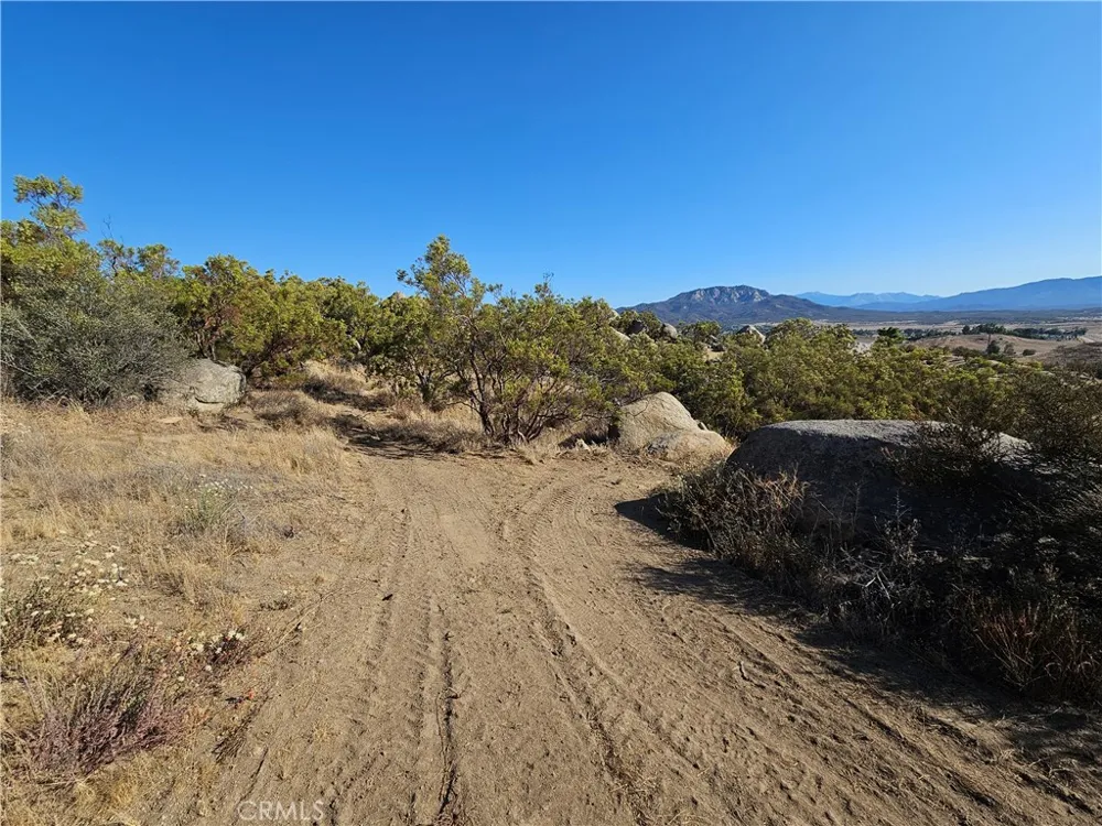403 Lot on Lakeshore Boulevard Aguanga, CA 92536