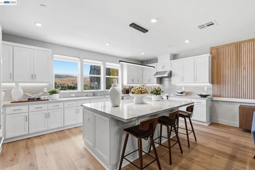 2003 Cascade Way San Ramon, CA 94583