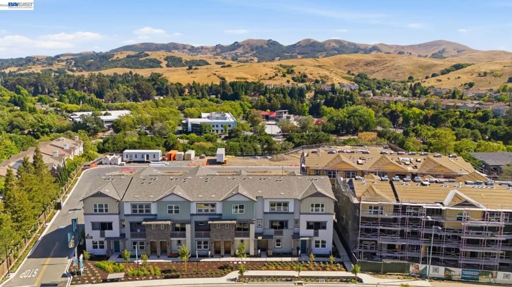 2003 Cascade Way San Ramon, CA 94583