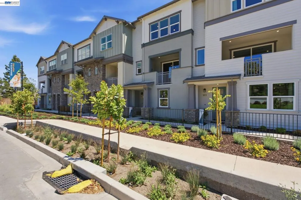 2003 Cascade Way San Ramon, CA 94583