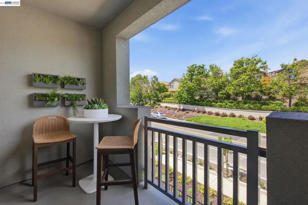 2003 Cascade Way San Ramon, CA 94583