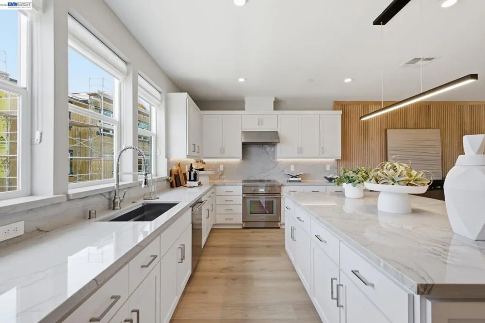 2003 Cascade Way San Ramon, CA 94583