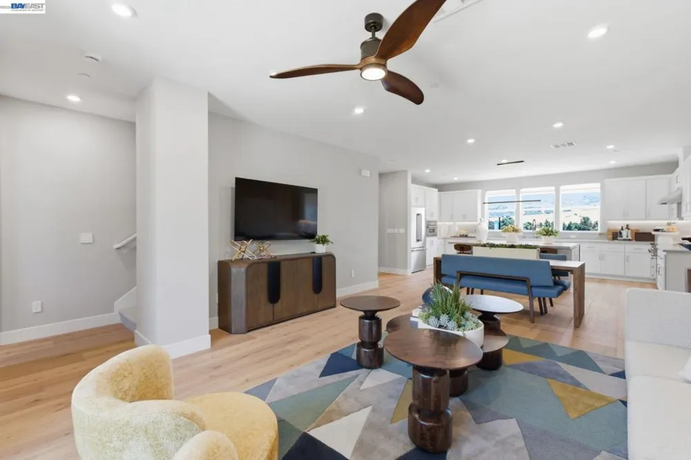 2003 Cascade Way San Ramon, CA 94583