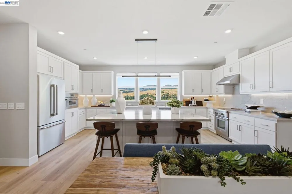 2003 Cascade Way San Ramon, CA 94583