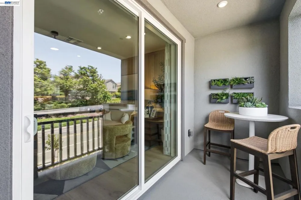 2003 Cascade Way San Ramon, CA 94583
