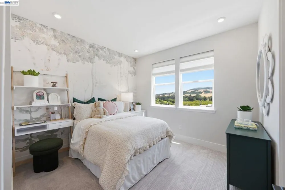 2001 Cascade Way San Ramon, CA 94583