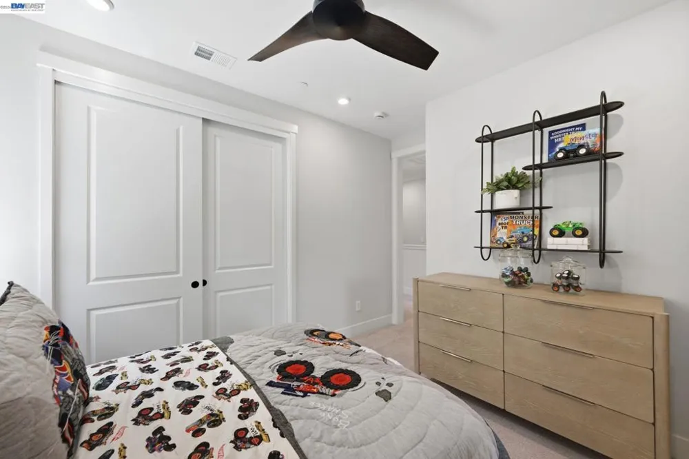 2001 Cascade Way San Ramon, CA 94583