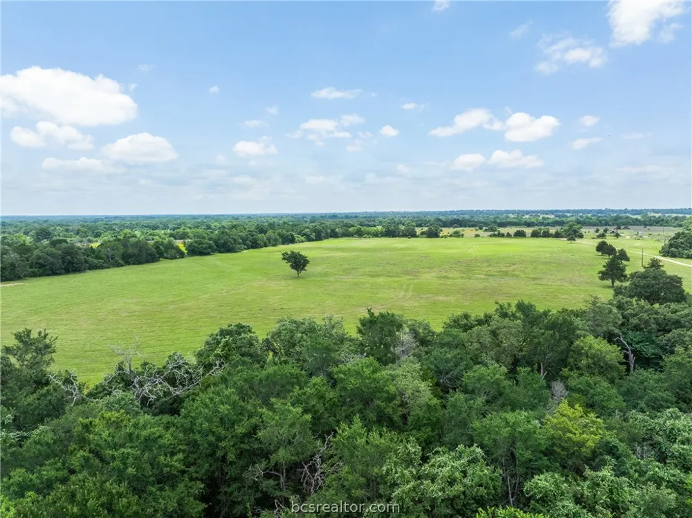 3320 County Road 430 Dime Box, TX 77853