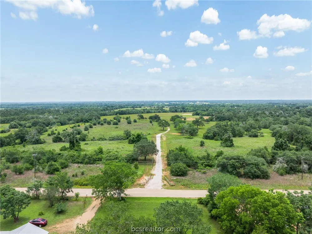 3320 County Road 430 Dime Box, TX 77853