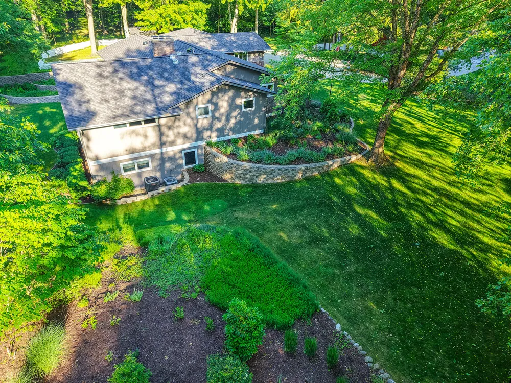 6697 Warren Woods Road Three Oaks, MI 49128
