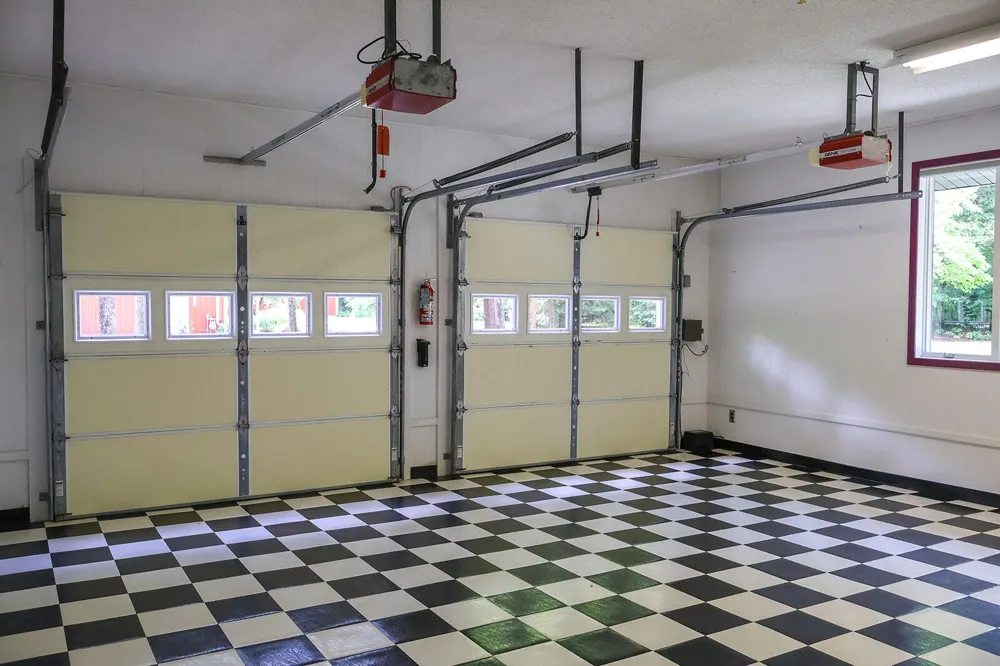 6697 Warren Woods Road Three Oaks, MI 49128