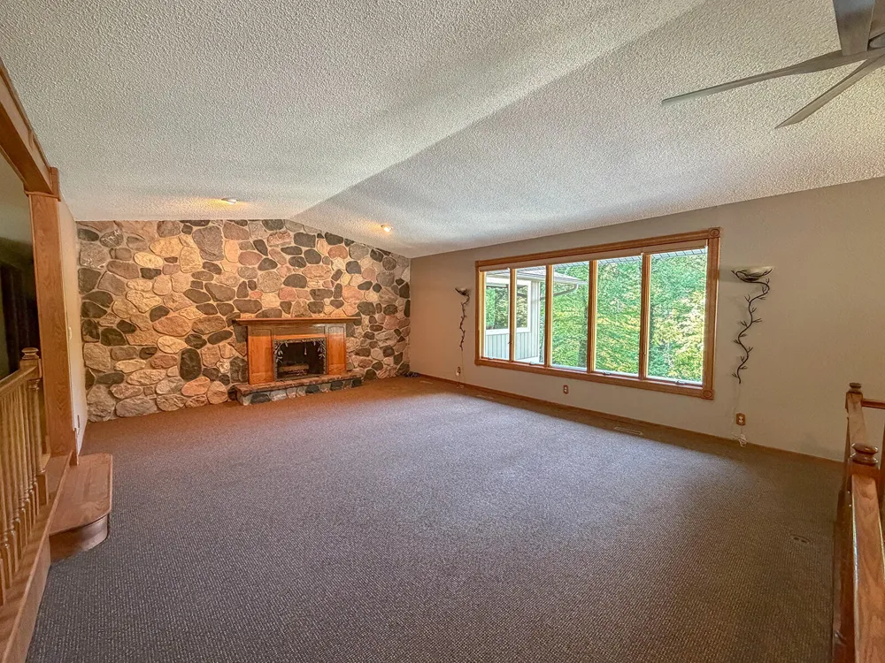6697 Warren Woods Road Three Oaks, MI 49128