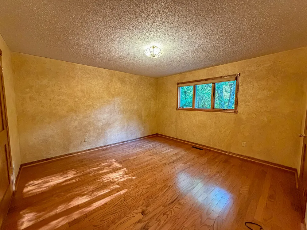 6697 Warren Woods Road Three Oaks, MI 49128